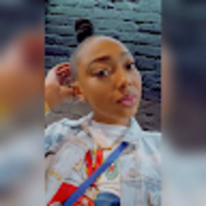 Meet your Posher, Christal